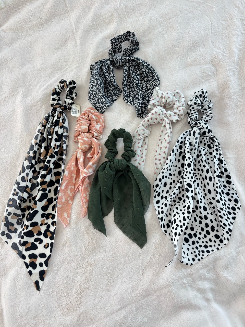 Bundle of 6 hair scrunchies